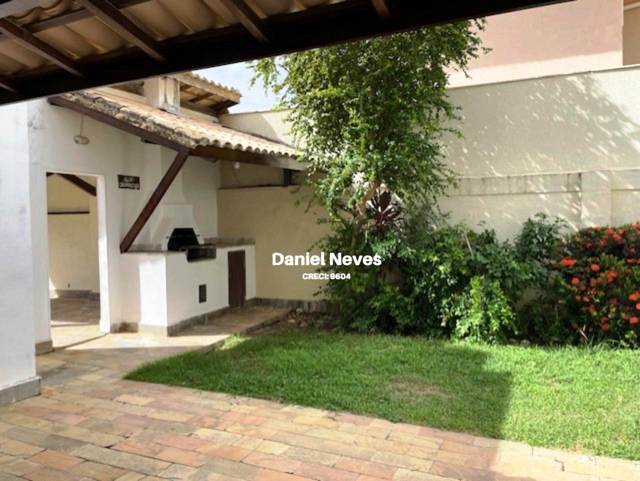 Casa à venda com 4 quartos, 300m² - Foto 27