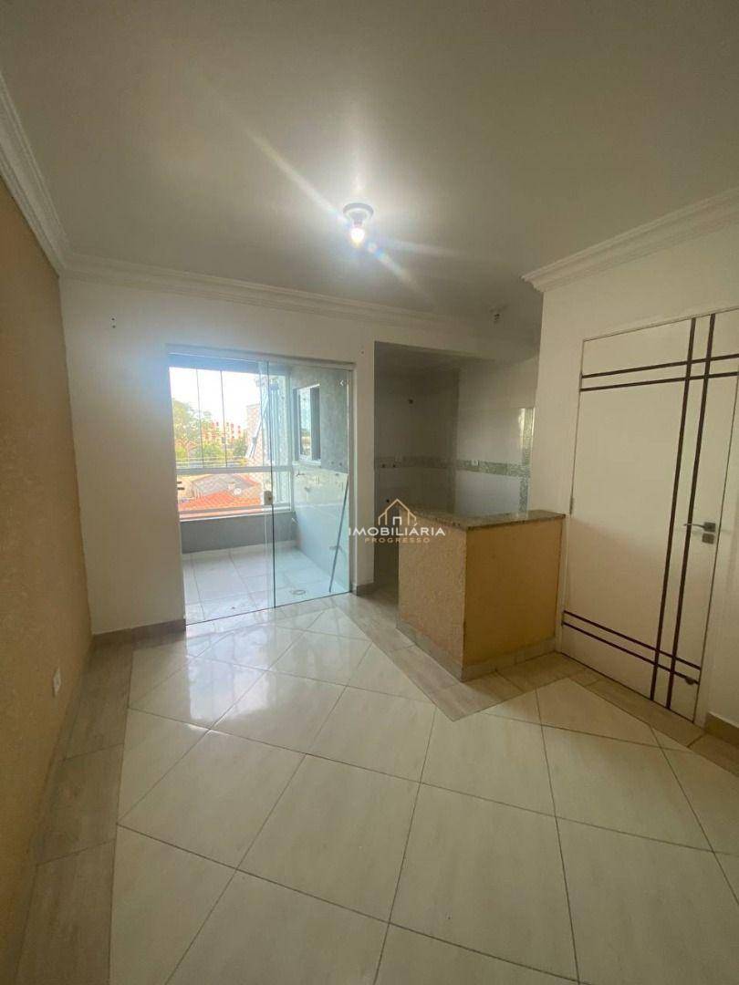 Apartamento à venda com 2 quartos, 60m² - Foto 5