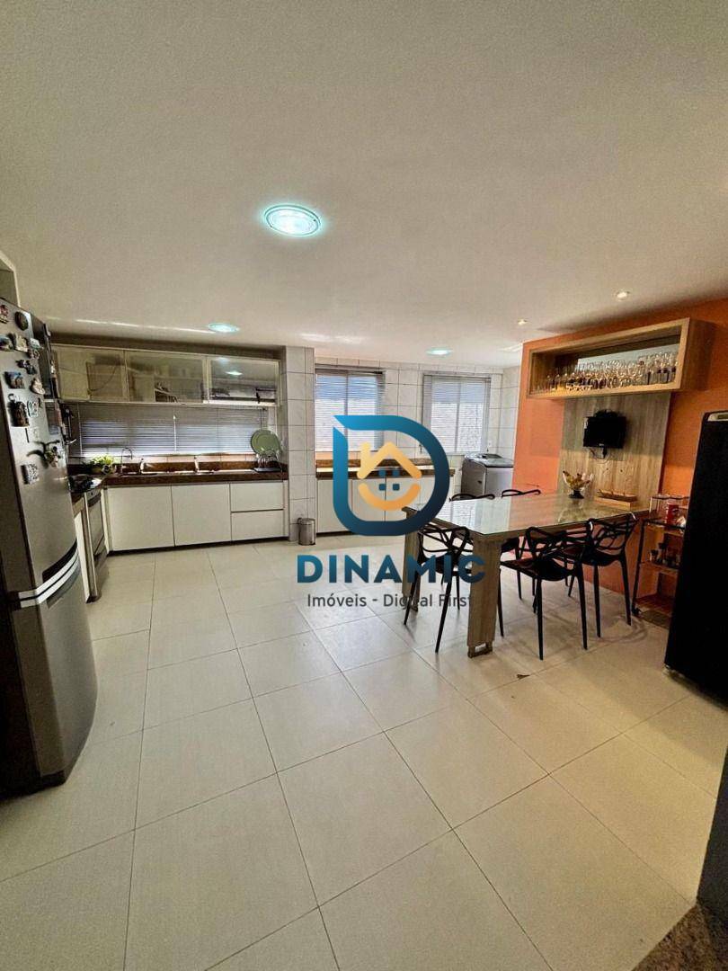 Apartamento à venda com 4 quartos, 230m² - Foto 19