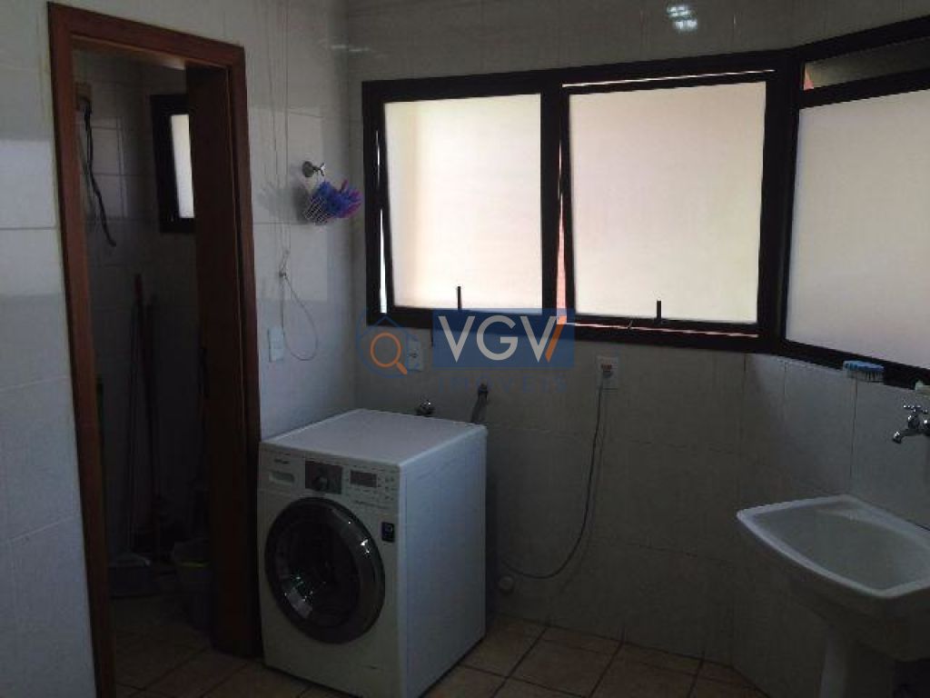 Apartamento para alugar com 3 quartos, 126m² - Foto 4