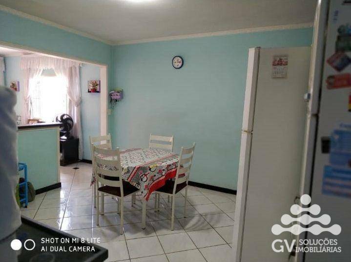 Casa à venda com 2 quartos, 160m² - Foto 5