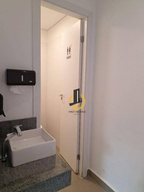 Apartamento para alugar com 1 quarto, 27m² - Foto 13