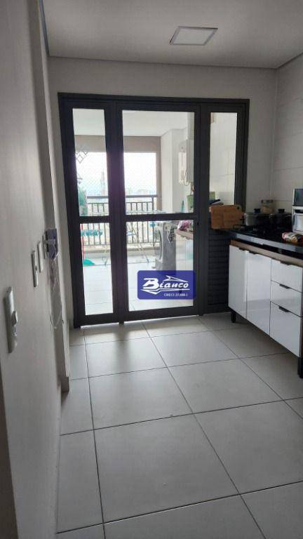 Apartamento à venda com 3 quartos, 159m² - Foto 26