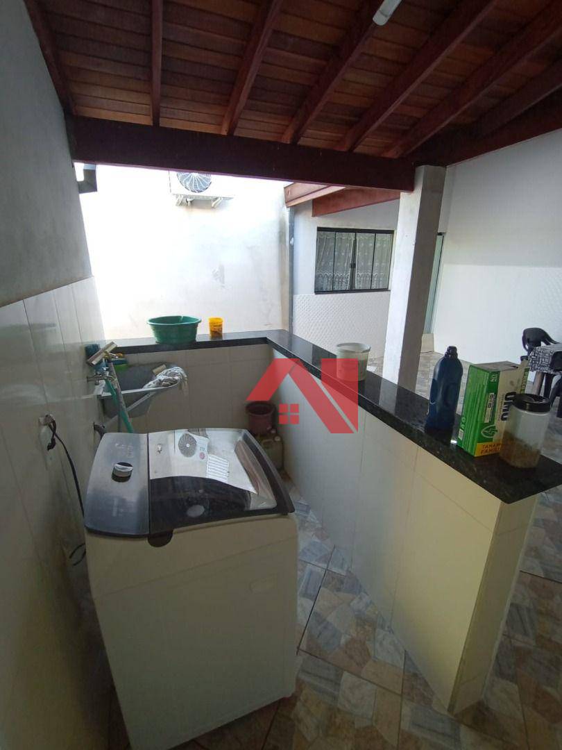 Casa à venda com 2 quartos, 150m² - Foto 5