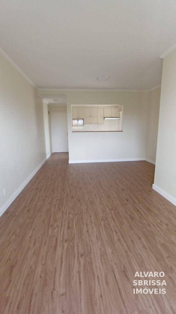 Apartamento para alugar com 2 quartos, 73m² - Foto 6