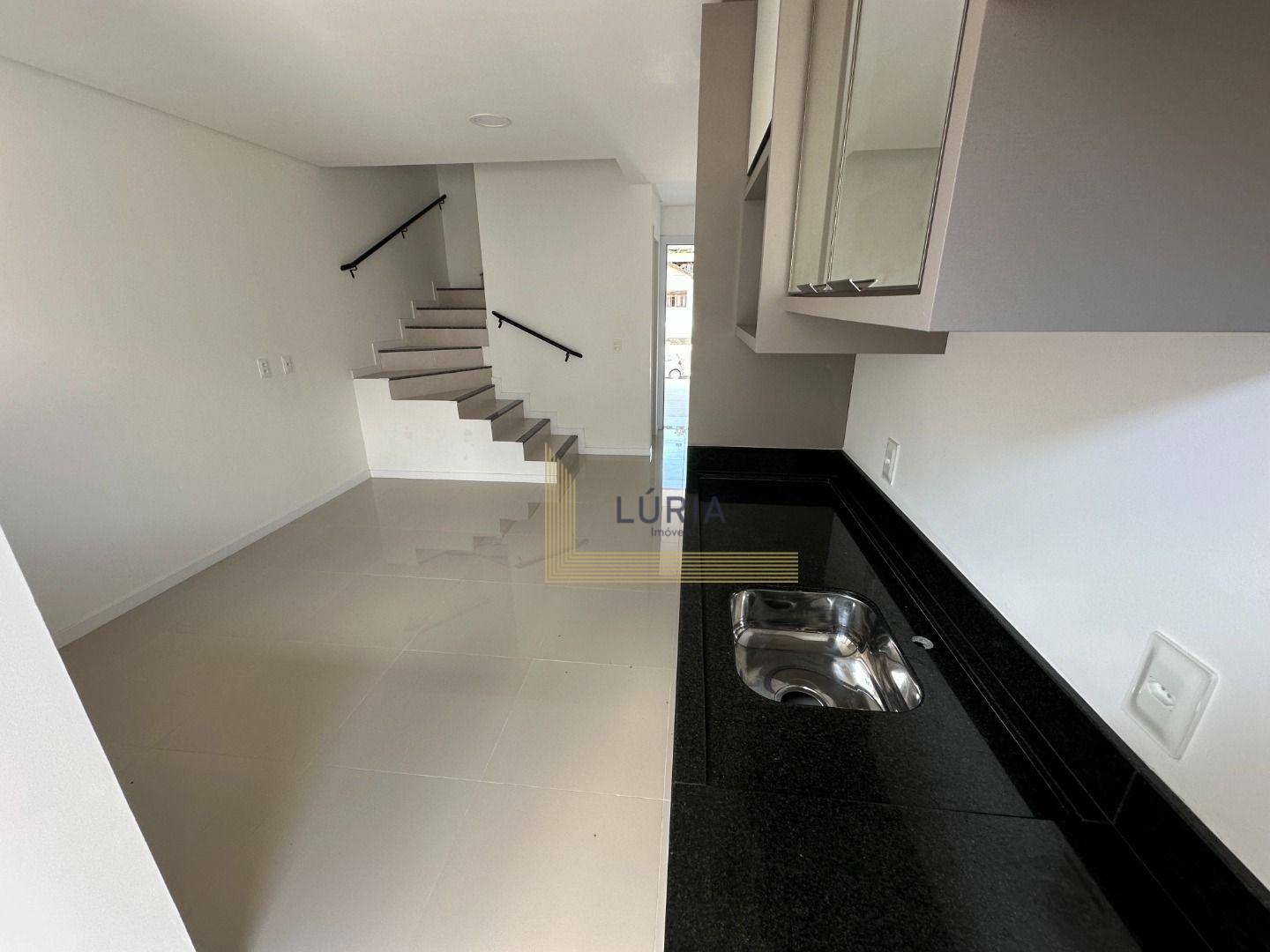 Sobrado à venda com 2 quartos, 85m² - Foto 4