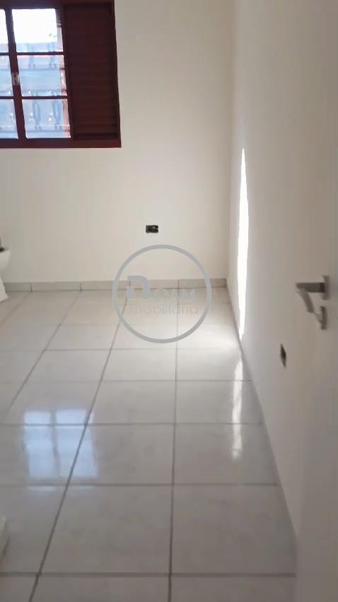 Casa para alugar com 2 quartos, 100m² - Foto 9