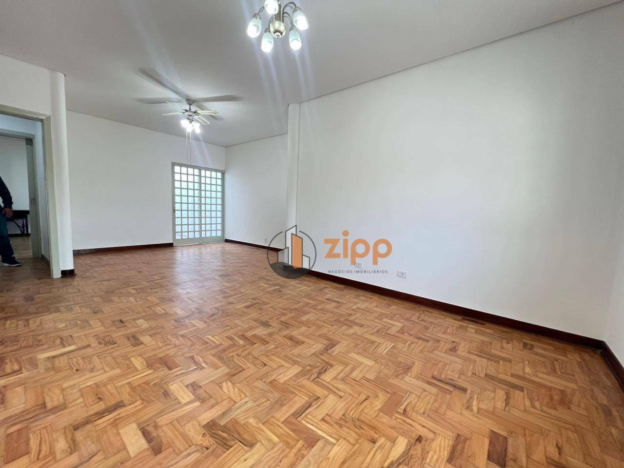 Sobrado à venda com 4 quartos, 235m² - Foto 22