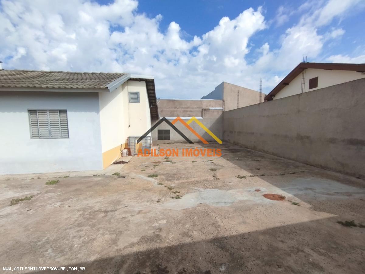 Casa à venda com 2 quartos, 300m² - Foto 12