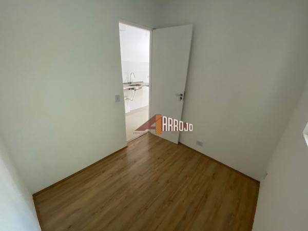 Apartamento à venda com 2 quartos, 40m² - Foto 8