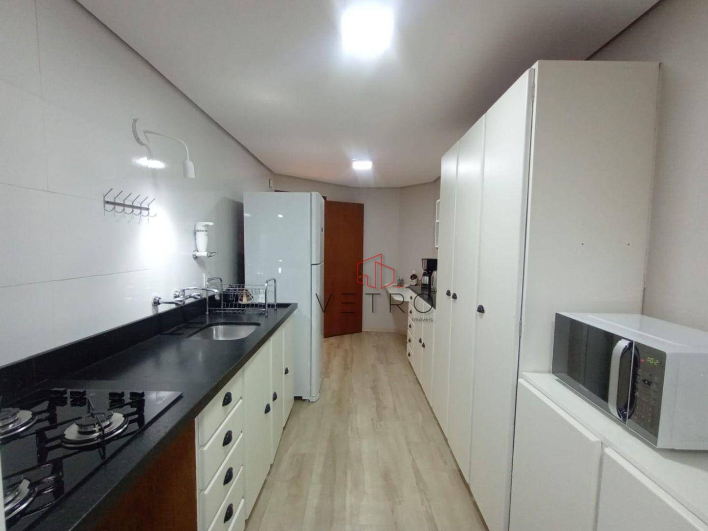 Apartamento à venda com 2 quartos, 99m² - Foto 4