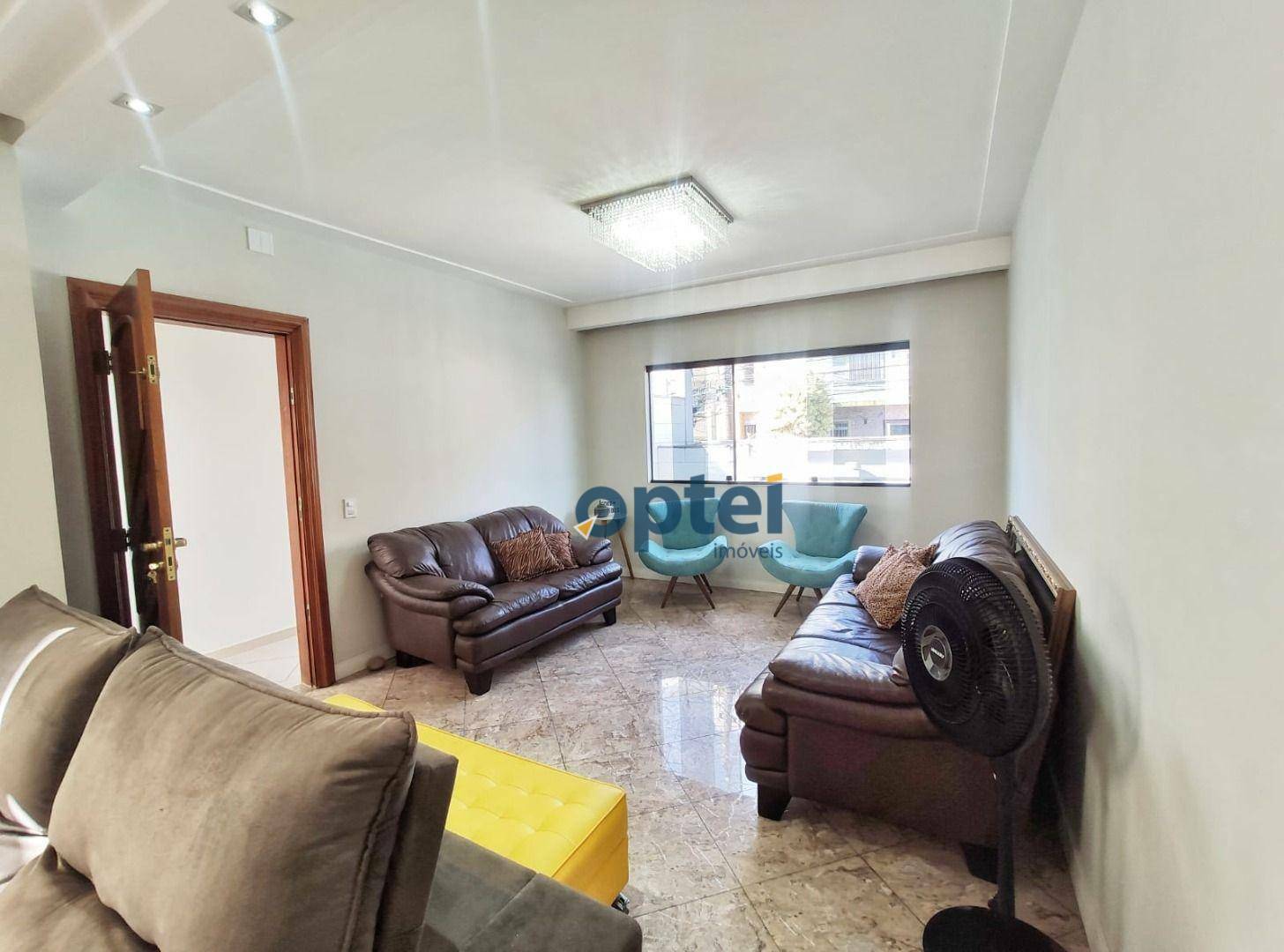 Sobrado à venda e aluguel com 5 quartos, 275m² - Foto 1