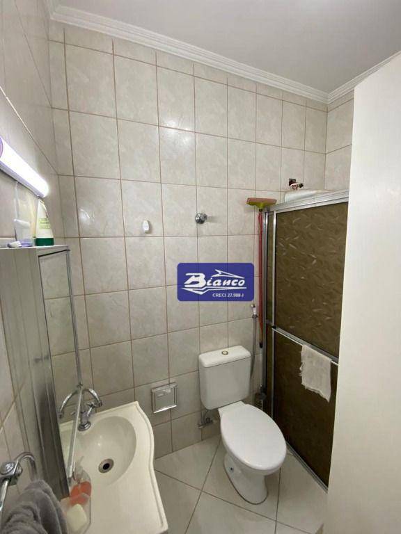 Sobrado à venda e aluguel com 3 quartos, 294m² - Foto 3