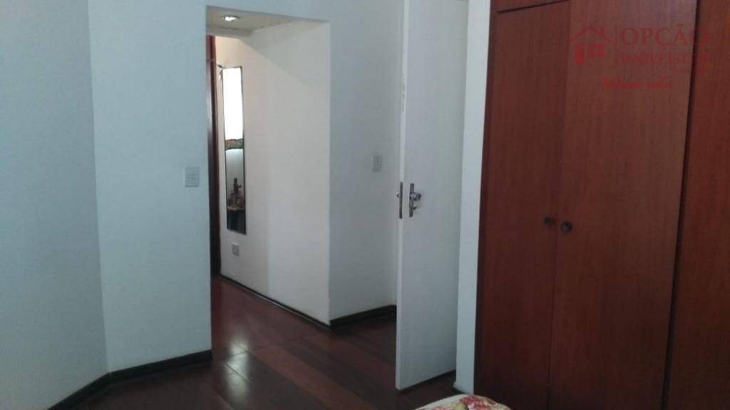 Casa de Condomínio à venda com 4 quartos, 369m² - Foto 8