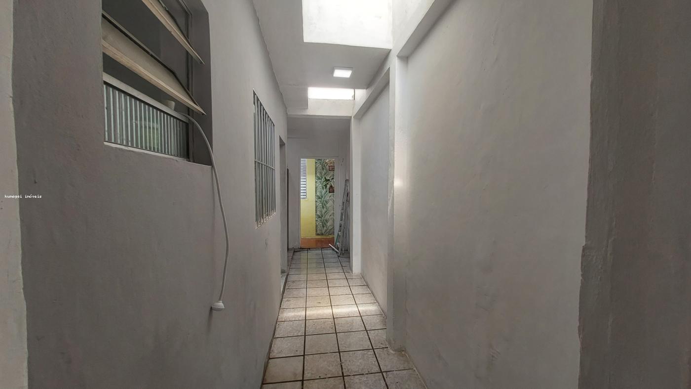 Casa à venda com 2 quartos, 180m² - Foto 12