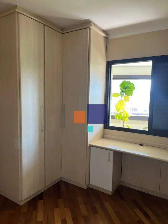 Apartamento para alugar com 3 quartos, 144m² - Foto 15