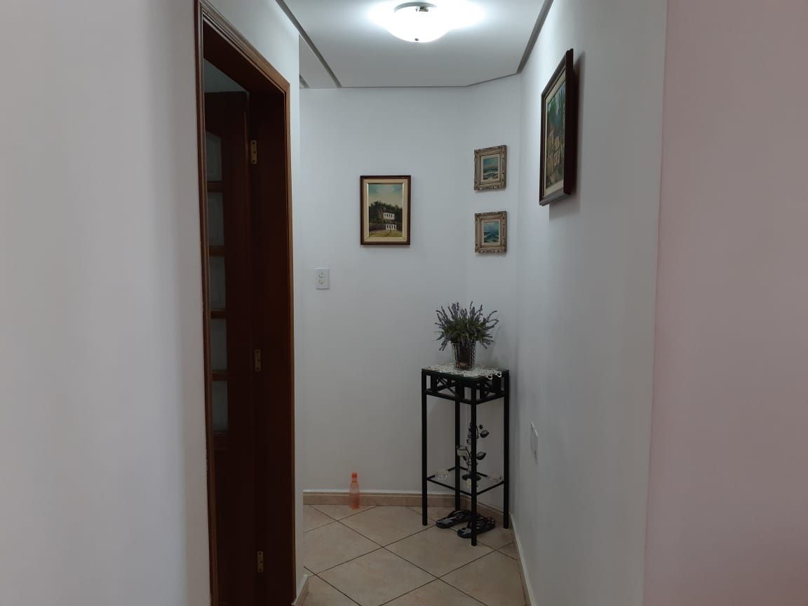 Apartamento à venda com 3 quartos, 105m² - Foto 8