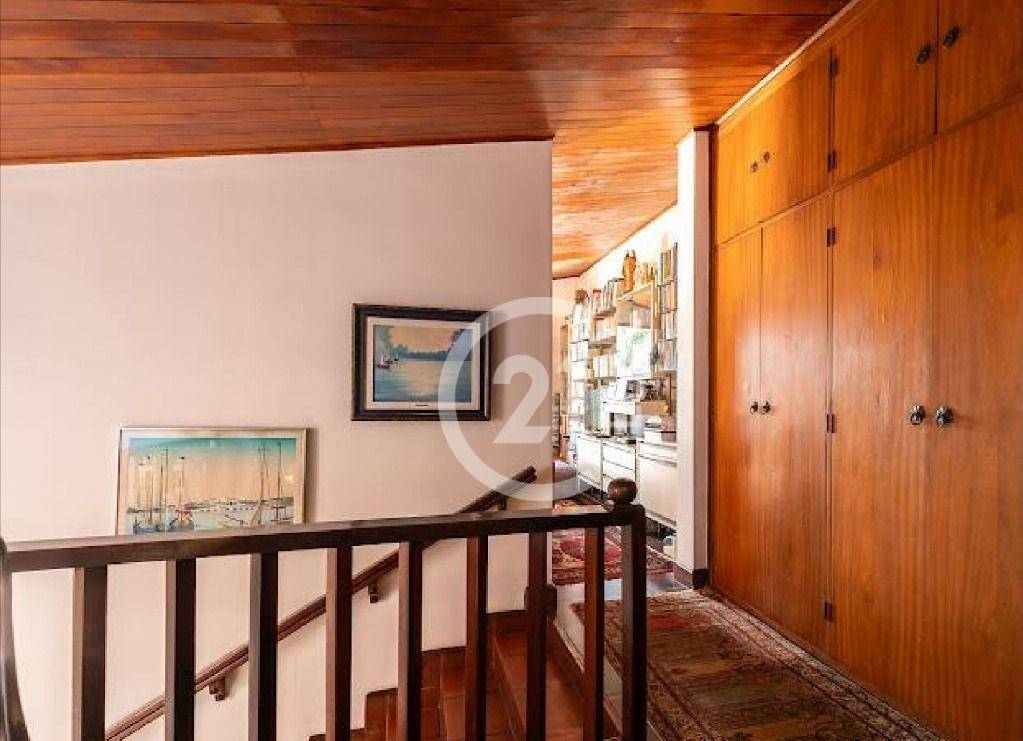 Casa à venda com 3 quartos, 250m² - Foto 17