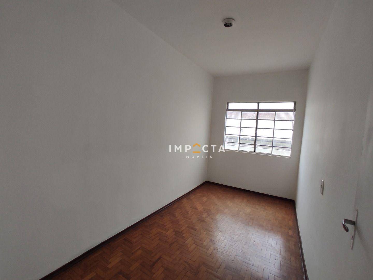 Casa à venda com 4 quartos, 186m² - Foto 14