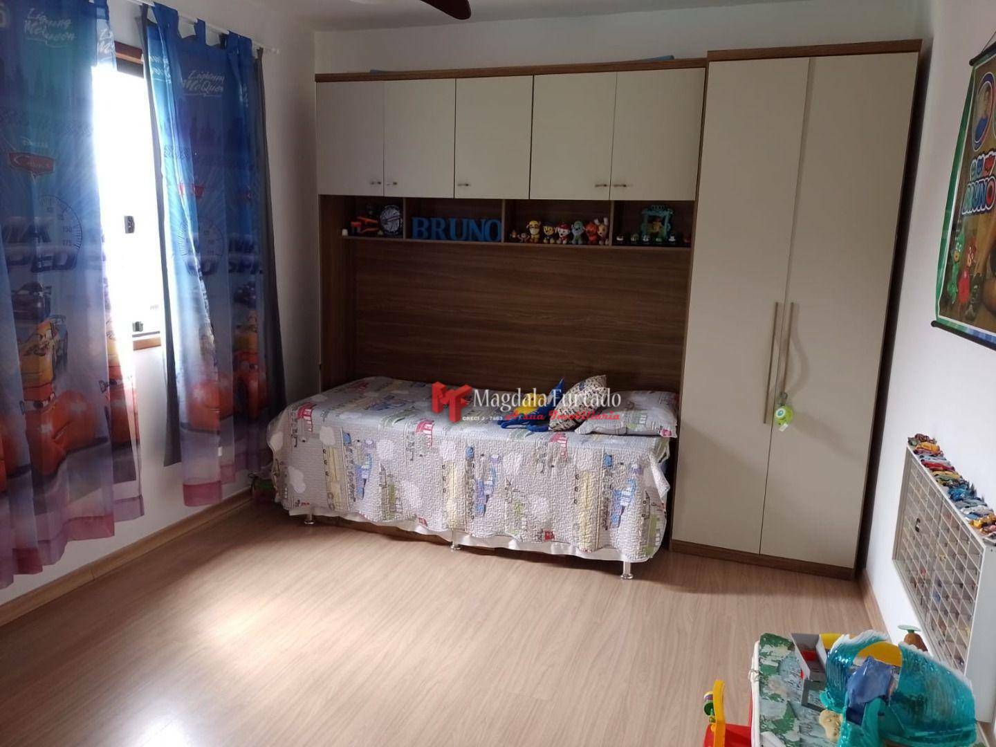 Casa à venda com 3 quartos, 140m² - Foto 4