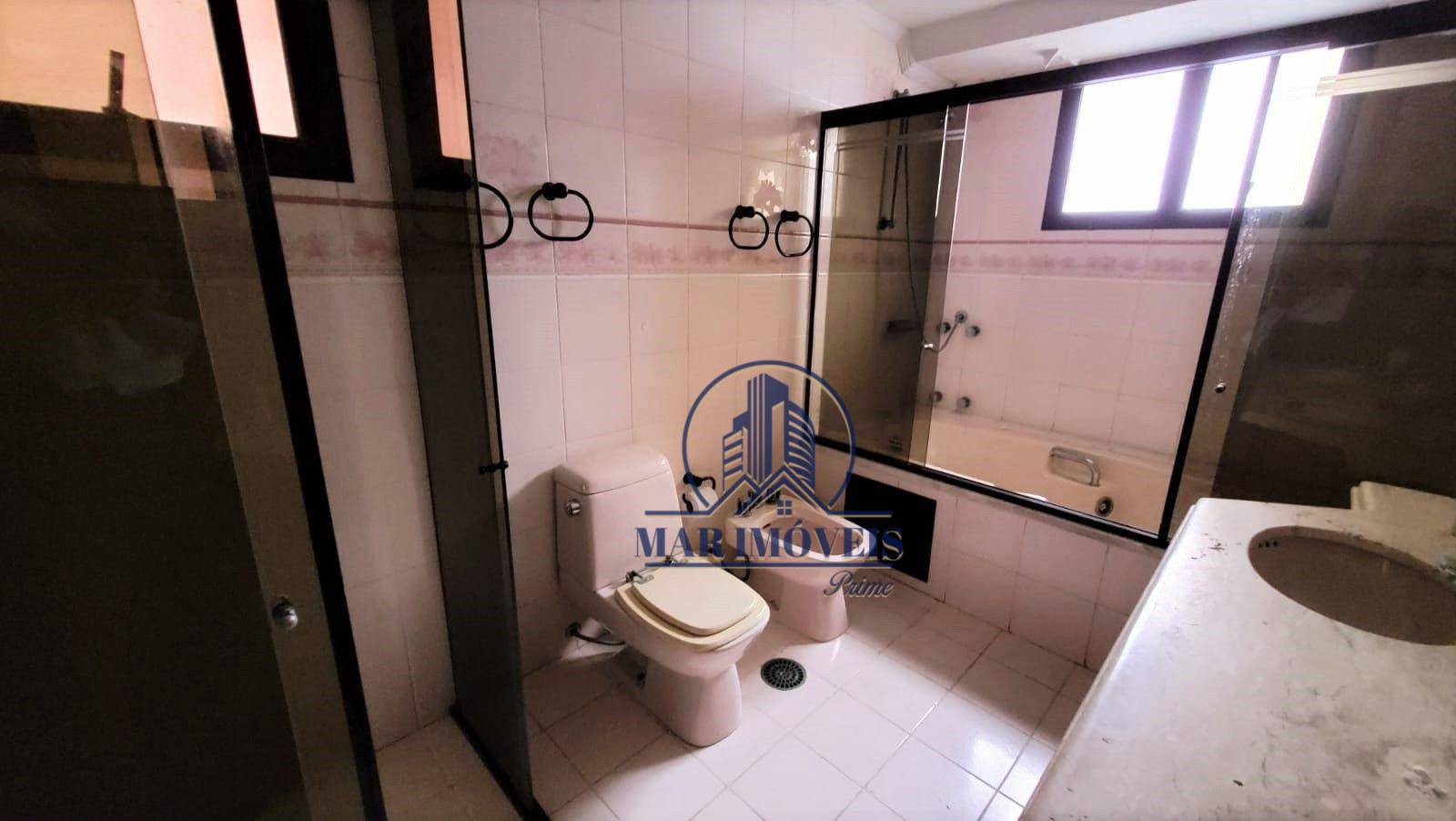 Apartamento para alugar com 4 quartos, 190m² - Foto 10