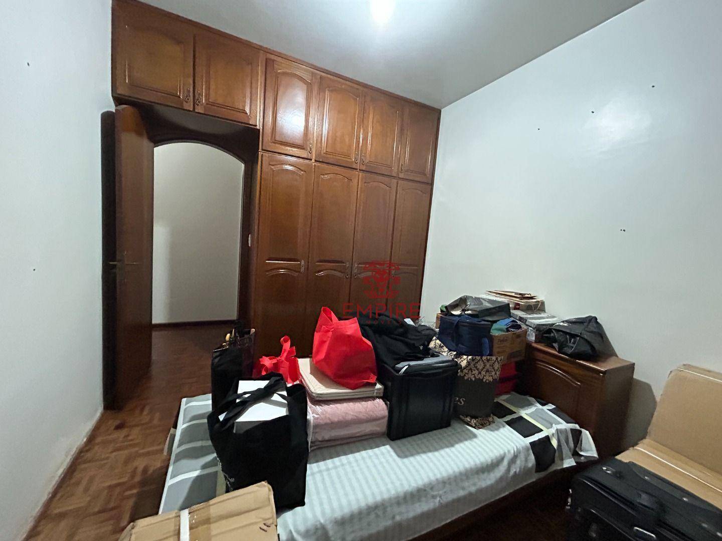 Casa, 4 quartos, 260 m² - Foto 4