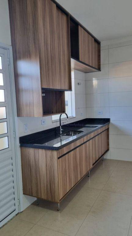 Apartamento à venda com 2 quartos, 53m² - Foto 4