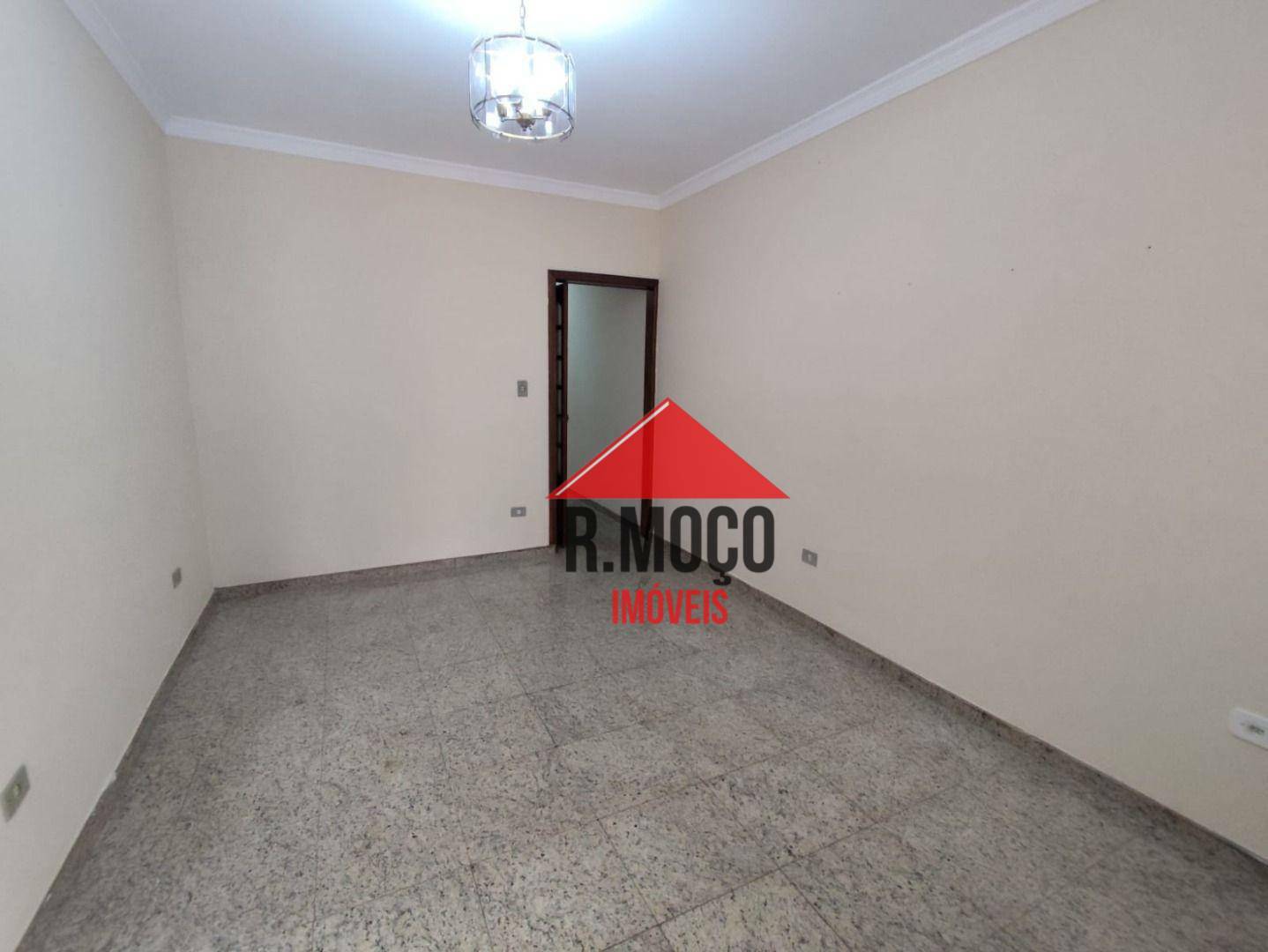 Sobrado à venda com 3 quartos, 93m² - Foto 1