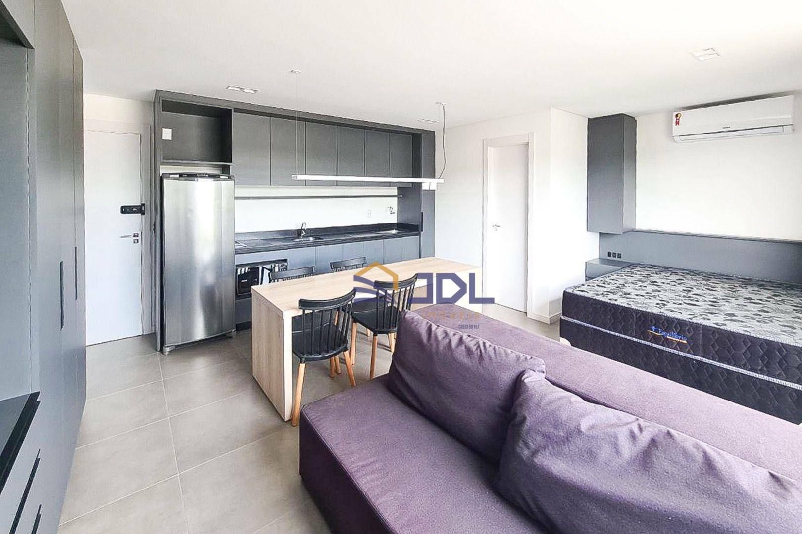 Apartamento à venda com 1 quarto, 33m² - Foto 4