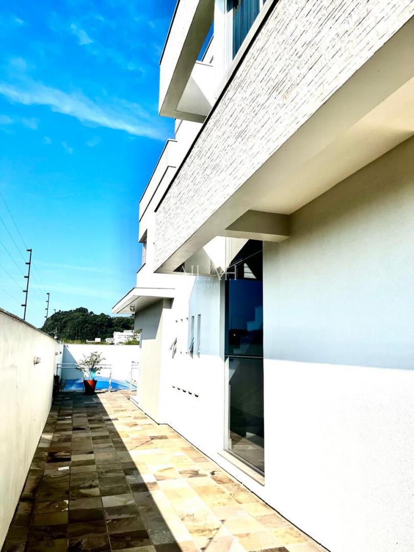 Casa à venda com 3 quartos, 294m² - Foto 5