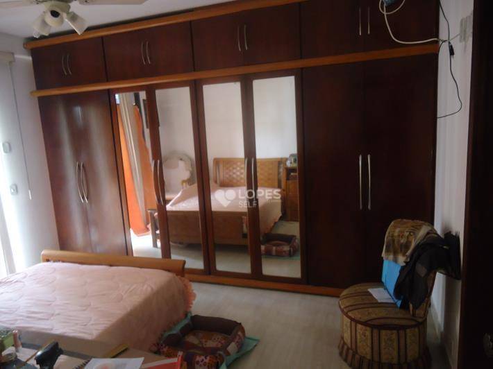 Apartamento à venda com 4 quartos, 184m² - Foto 18