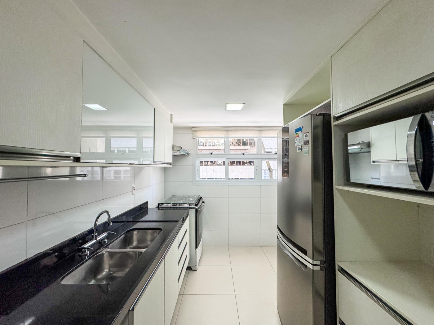 Apartamento à venda com 3 quartos, 199m² - Foto 22