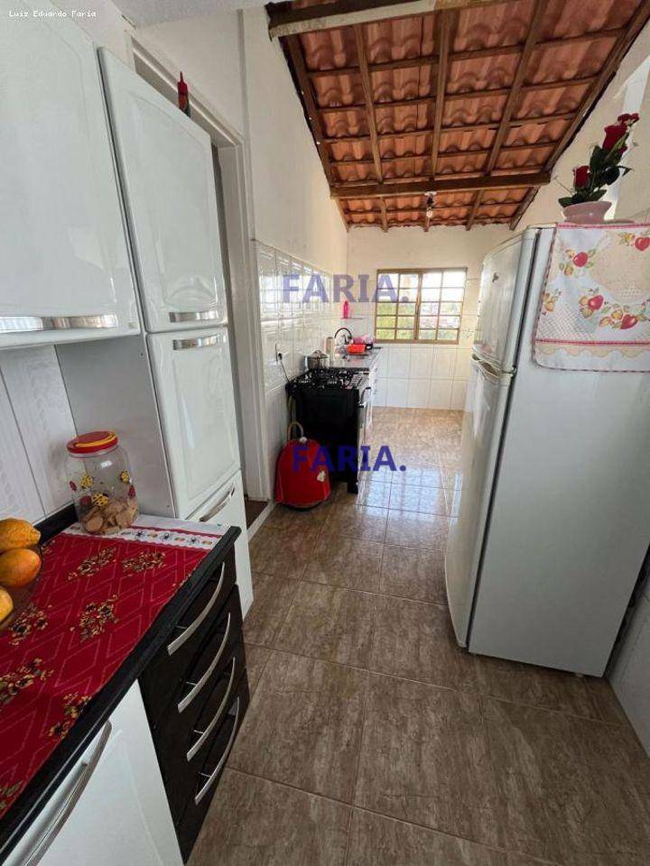 Casa à venda com 3 quartos, 173M2 - Foto 6