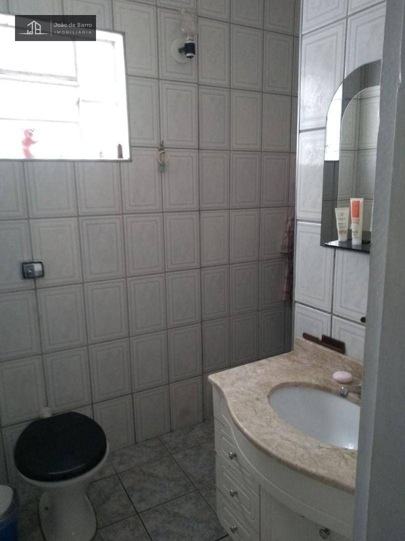 Casa à venda e aluguel com 3 quartos, 160m² - Foto 10