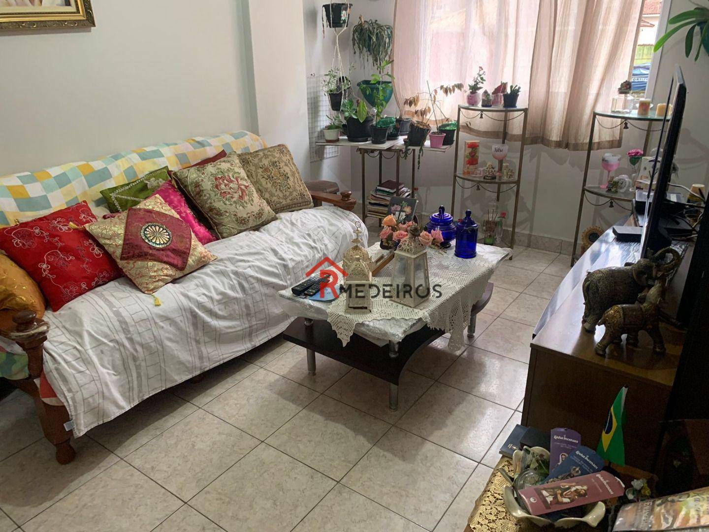 Apartamento à venda com 2 quartos, 60m² - Foto 3