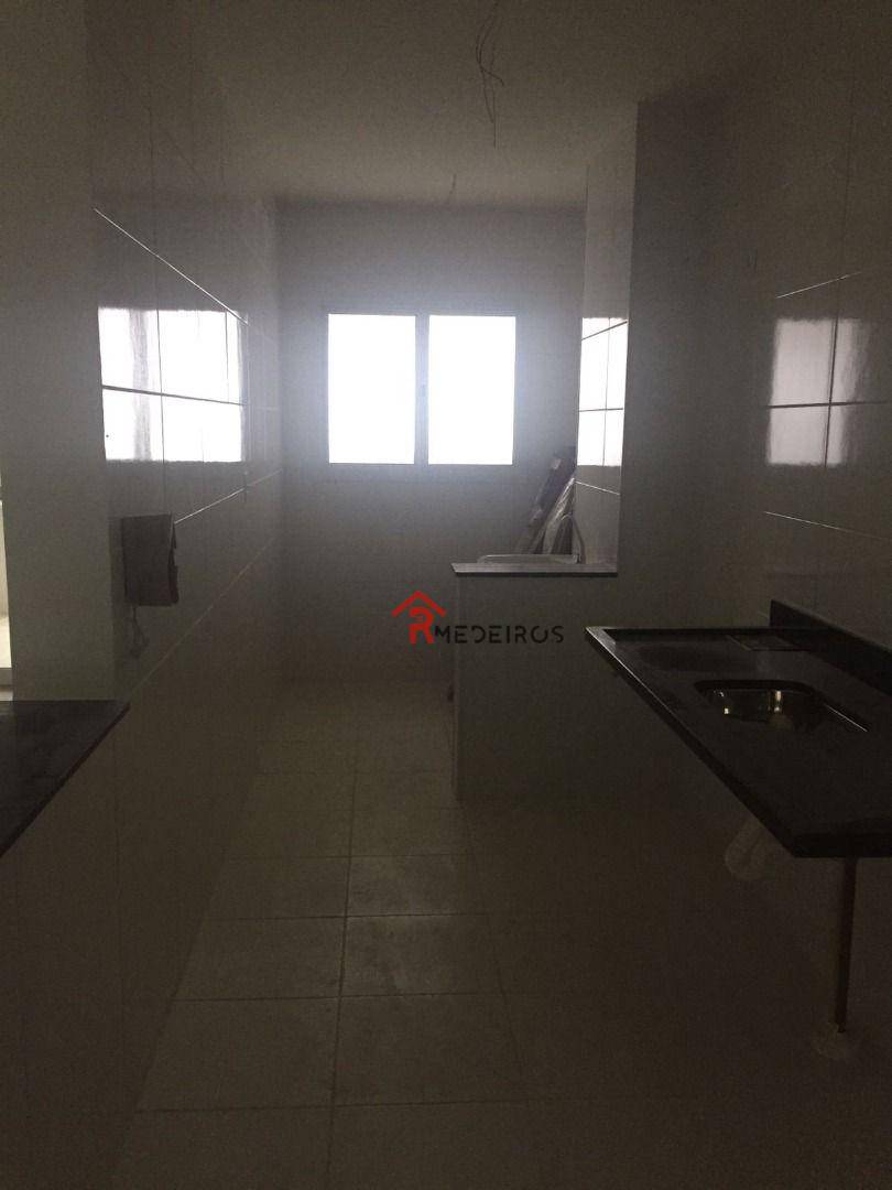 Apartamento à venda com 2 quartos, 78m² - Foto 4