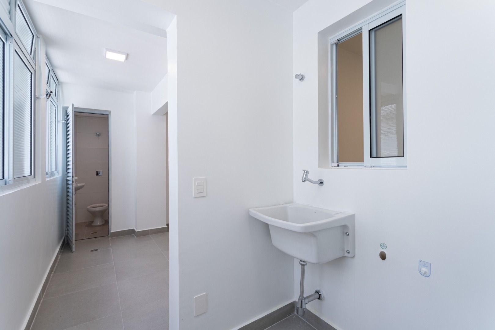 Apartamento à venda com 3 quartos, 117m² - Foto 23