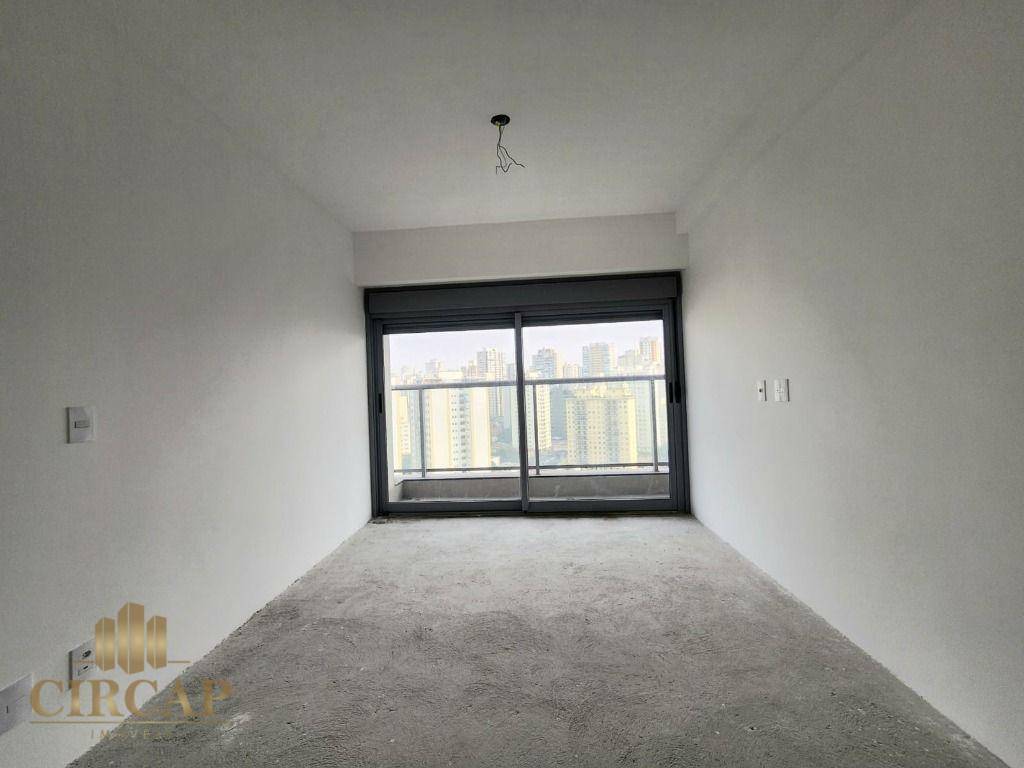 Apartamento à venda com 3 quartos, 184m² - Foto 13