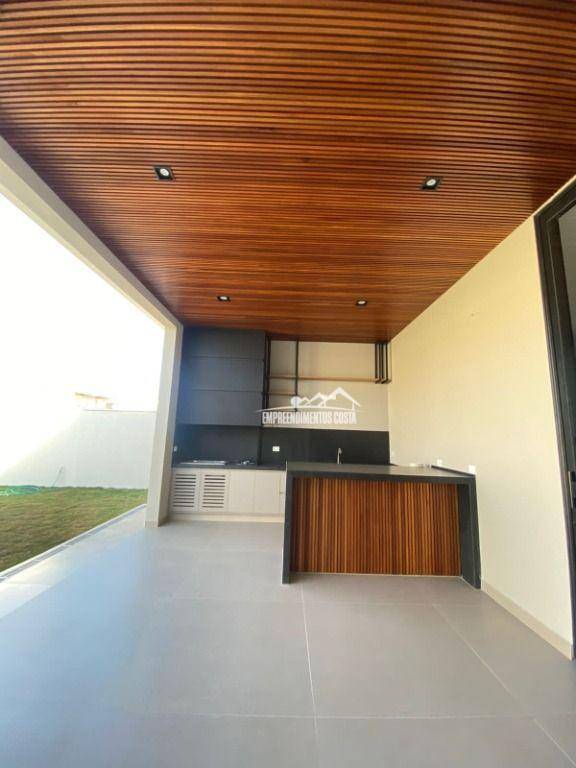 Casa de Condomínio à venda com 4 quartos, 350m² - Foto 16