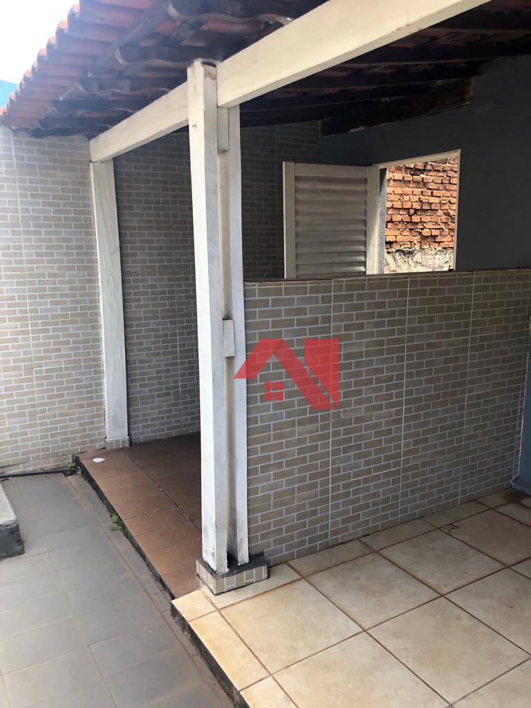 Casa à venda com 2 quartos, 150m² - Foto 28