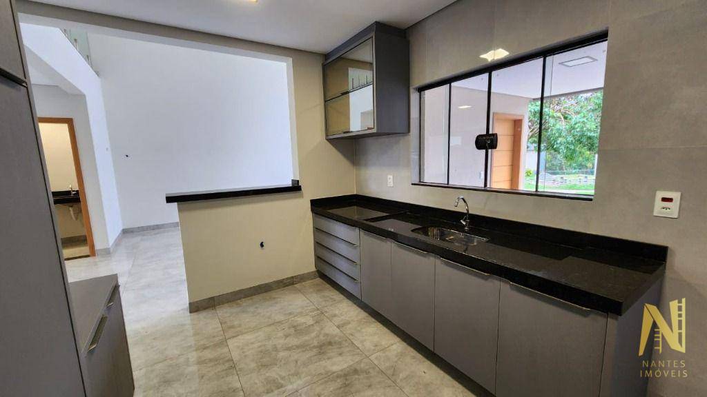 Casa de Condomínio à venda com 3 quartos, 178m² - Foto 5