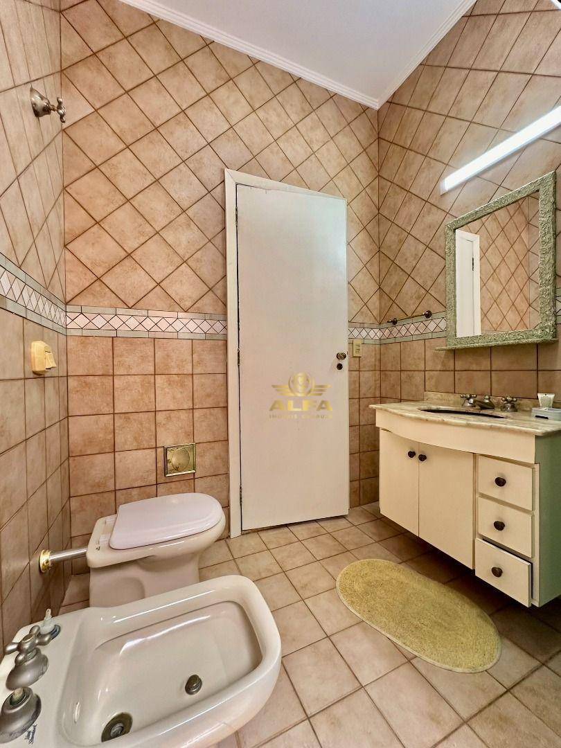 Casa de Condomínio à venda com 4 quartos, 400m² - Foto 26