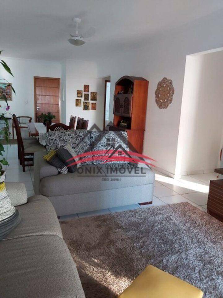 Apartamento à venda com 3 quartos, 135m² - Foto 5