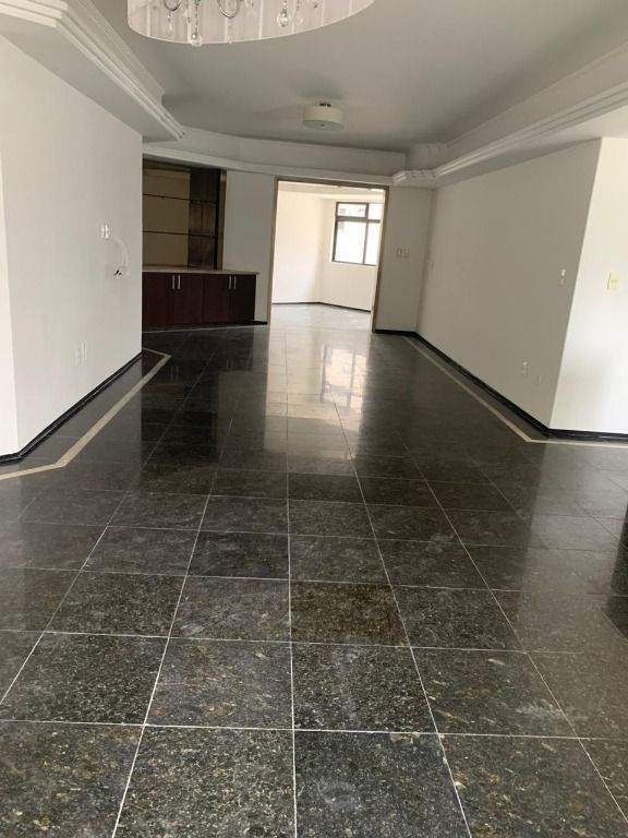 Apartamento à venda com 4 quartos, 200m² - Foto 28