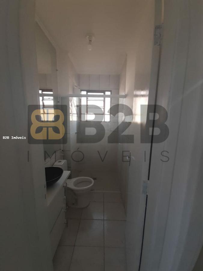 Apartamento à venda com 2 quartos, 60m² - Foto 13