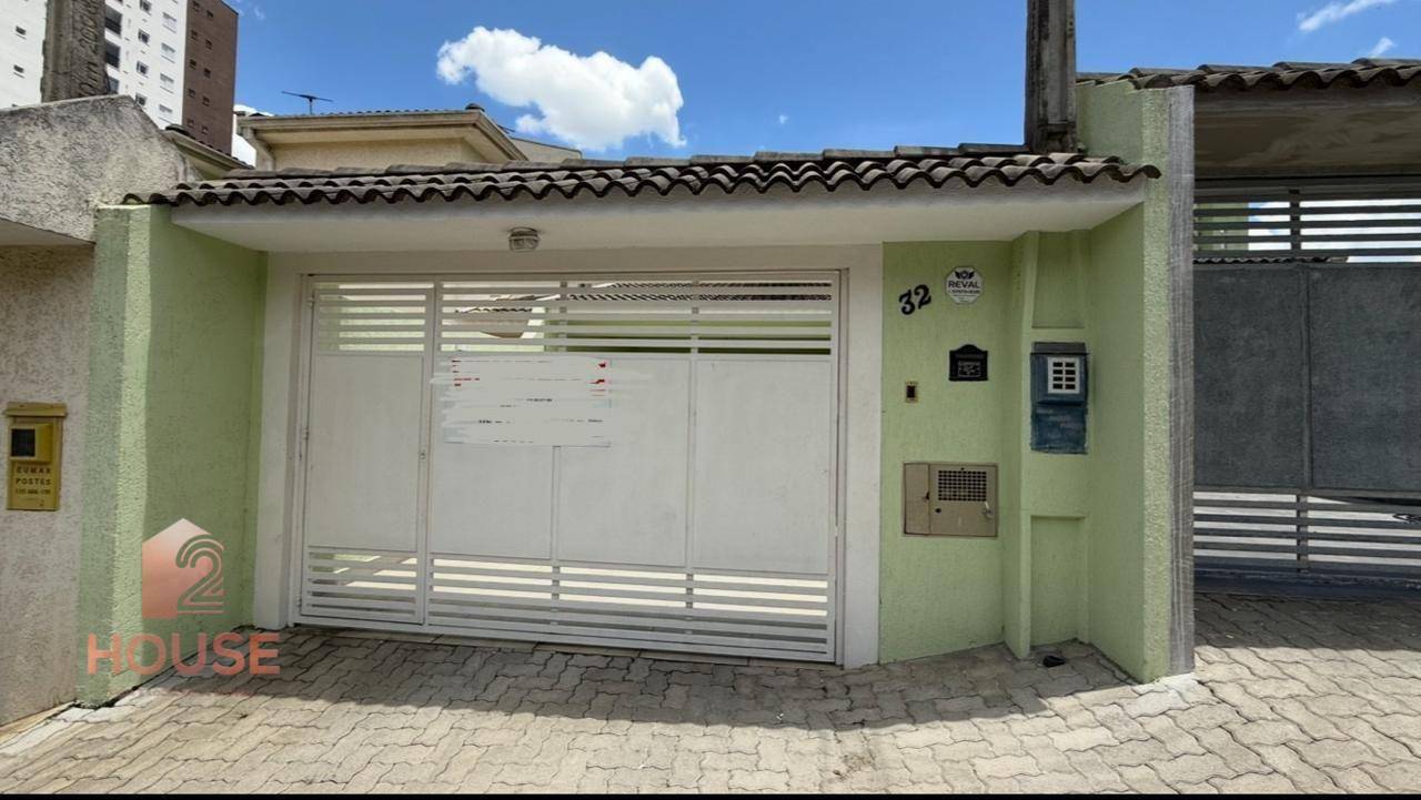 Casa à venda com 3 quartos, 150m² - Foto 1