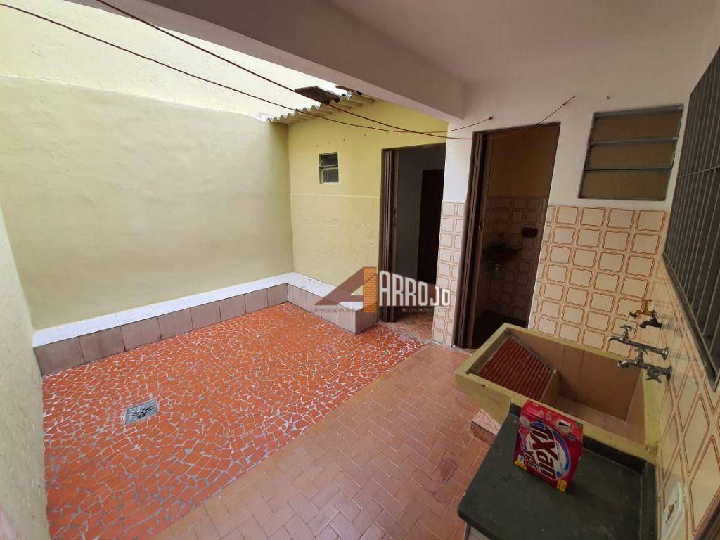 Sobrado à venda com 3 quartos, 120m² - Foto 3