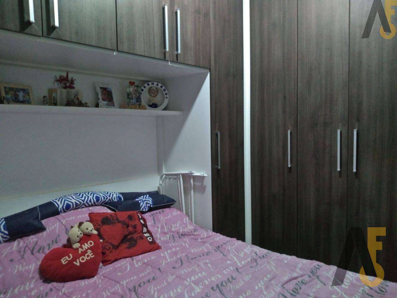 Apartamento à venda com 2 quartos, 52m² - Foto 2