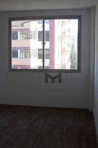 Apartamento à venda com 2 quartos, 92m² - Foto 7