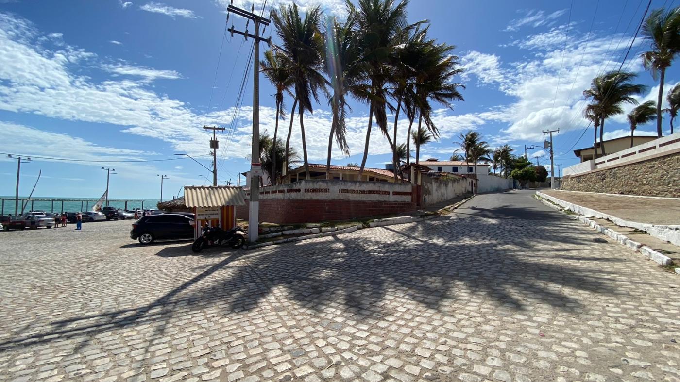 Casa à venda com 3 quartos, 180m² - Foto 4
